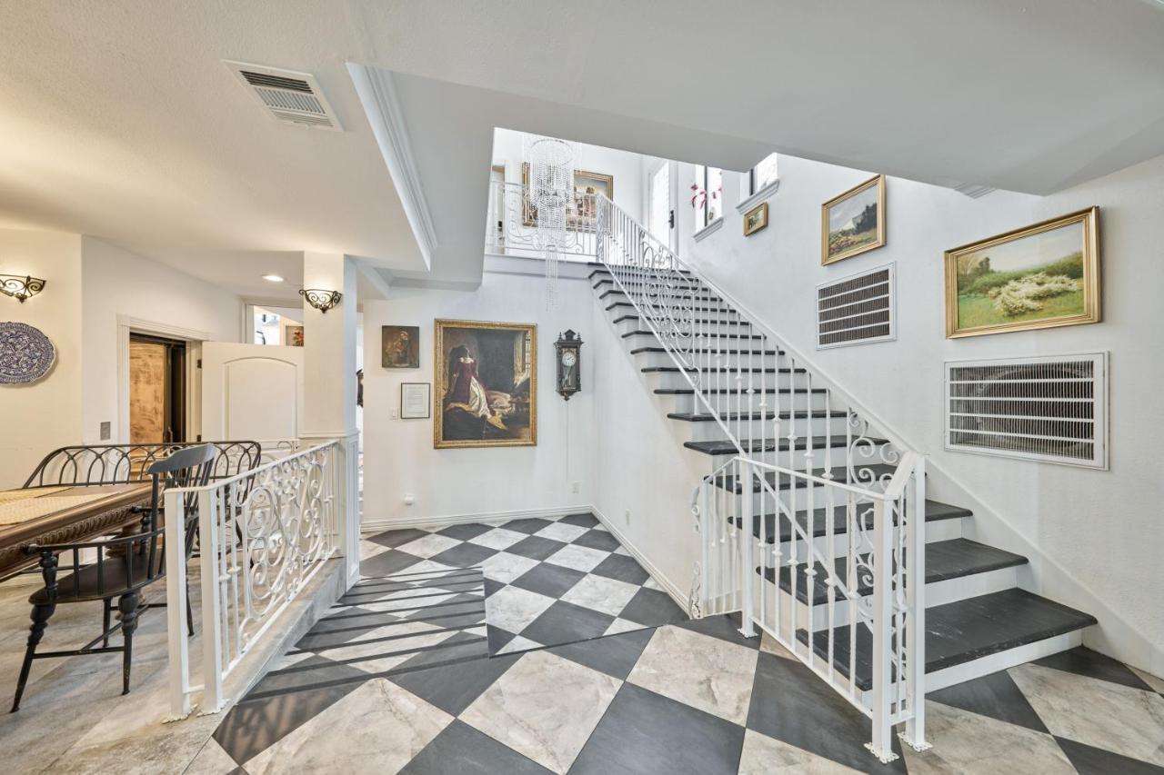 Villa With 8 Bedrooms And Heated Swimming Pool Хьюстон Экстерьер фото